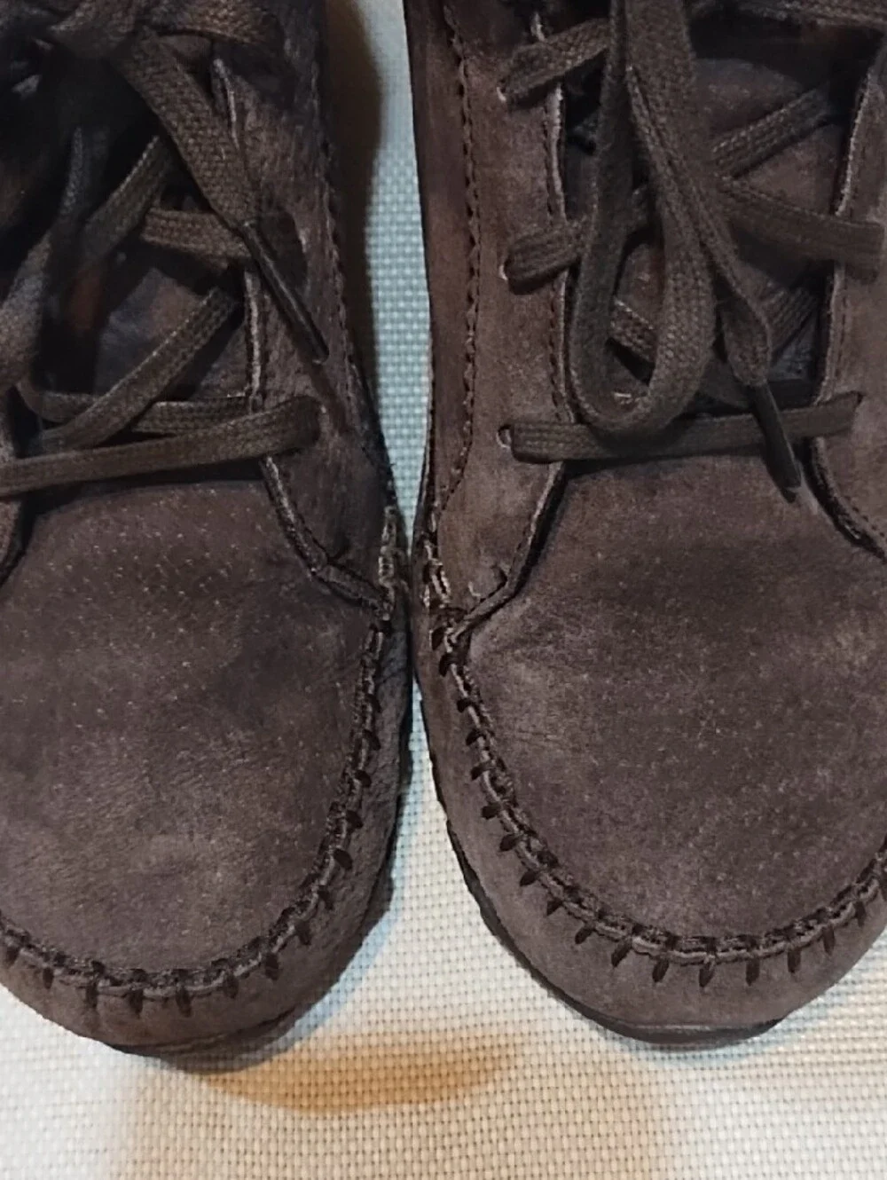 Skechers Women's Dark Brown Suede Lace-Up Ankle Booties 8.5 Memory Foam VGC.